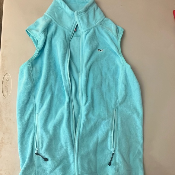 Vineyard Vines Jackets & Blazers - Vineyard vines fleece vest